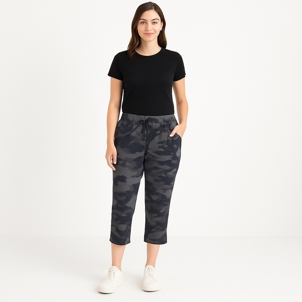 Old Navy Size M Gray Camo Activewear Pants / 3352